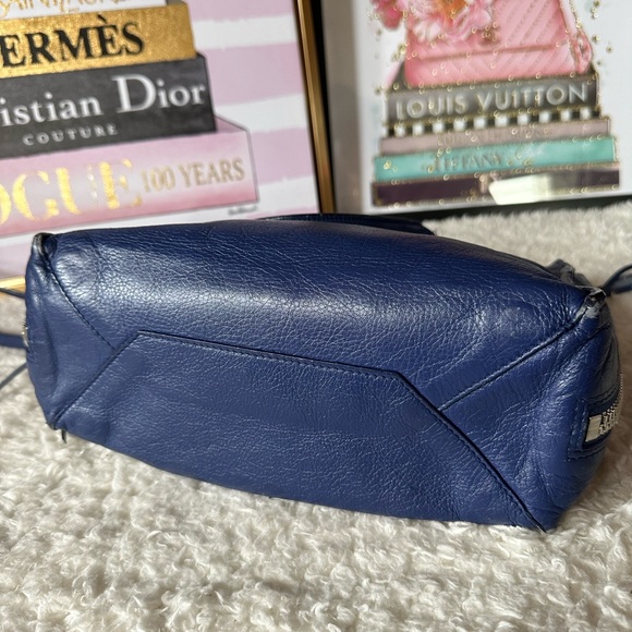 Balenciaga Mini Papier A4 Zip Around Tote Navy with Mirror - Picture 8 of 16